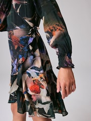 smALLSAINTS Multi Ari Floral Wrap Girls Dress - Image 5 of 9