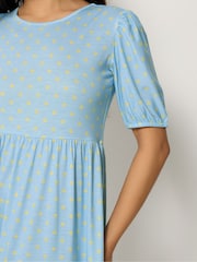 PixieGirl Petite Blue Spot Tiered Maxi Dress - Image 4 of 5