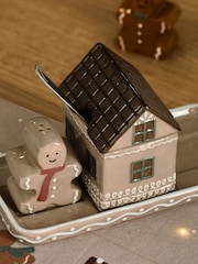 Natural Christmas Gingerbread Centrepiece with Salt and Pepper Shakers and Condiment Pot - Image 3 of 6