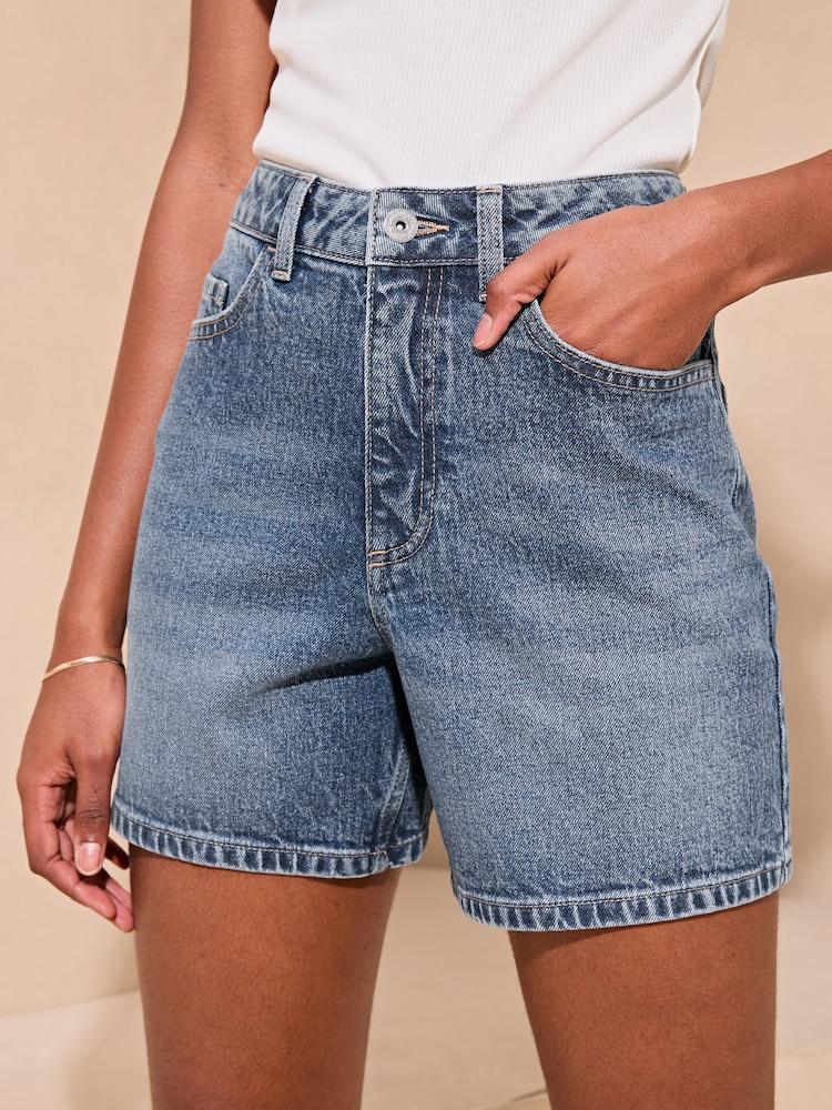 Lipsy Blue Denim Mom Shortss - Image 4 of 4