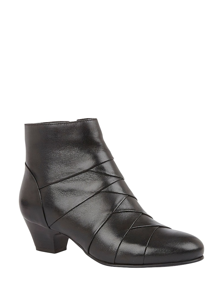 Botines de cuero negros de Lotus Footwear de Lotus - Imagen 1 de 4 Botines de cuero negros de Lotus Footwear de Lotus - Imagen 1 de 4