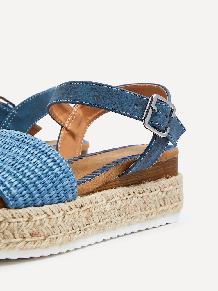 Blau - Linzi Panama Zweiteilige Bastsandalen mit flacher Plateausohle - Bild 5 von 5 Blau - Linzi Panama Zweiteilige Bastsandalen mit flacher Plateausohle - Bild 5 von 5
