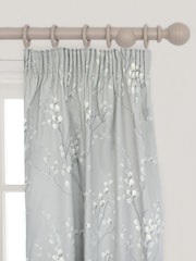 Laura Ashley Truffle Ribbed Ball 35mm Wood Curtain 360cm Pole - Image 2 of 4