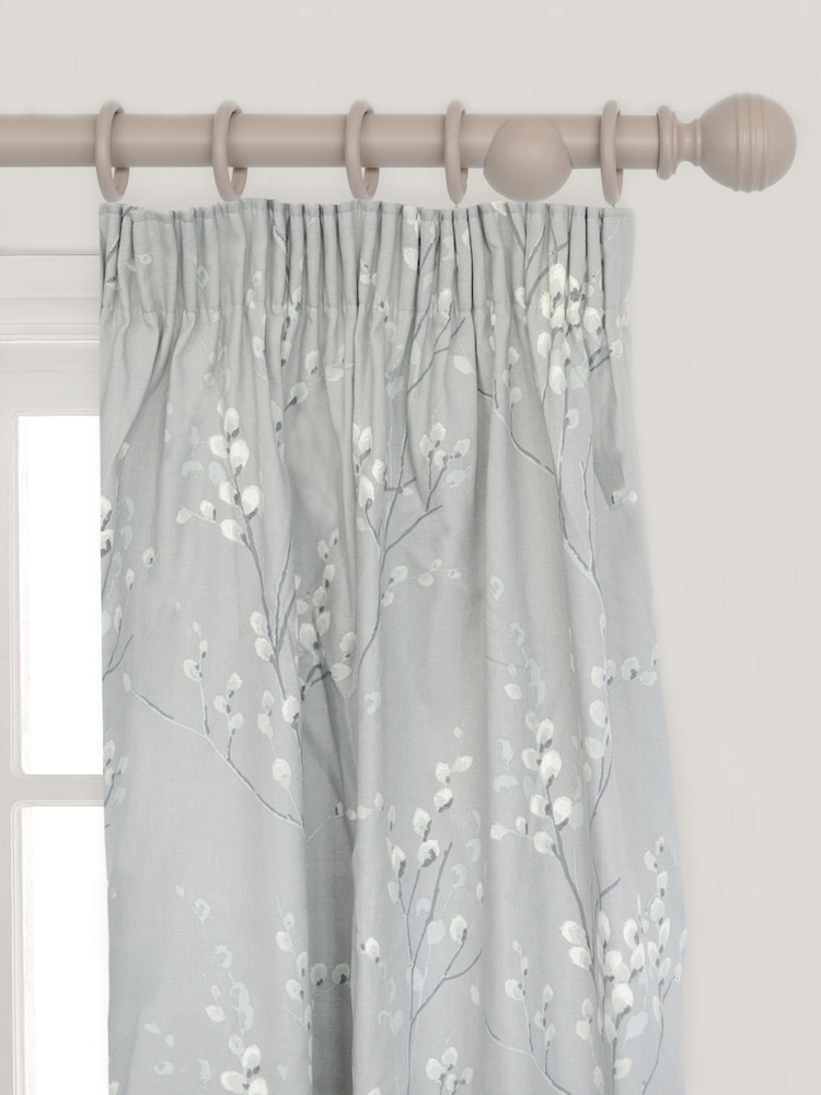 Laura Ashley Truffle Ribbed Ball 35mm Wood Curtain 360cm Pole - Image 2 of 4