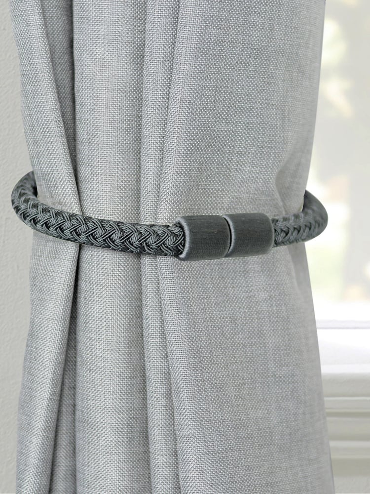 Laura Ashley Ellesmere Magnetische Raffhalter im Zweierset - Bild 1 von 4 Laura Ashley Ellesmere Magnetische Raffhalter im Zweierset - Bild 1 von 4