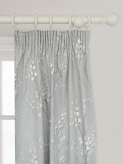 Laura Ashley Soft Natural Haywood Curtain Pole - Image 2 of 4