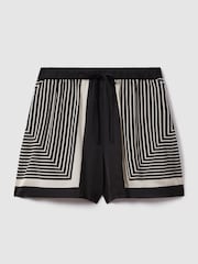 Reiss Black Lilia Printed Drawstring Shorts - Image 2 of 6