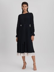 Reiss Navy/Cream Priya Pleated Belted Midi Dress - Image 10 of 10