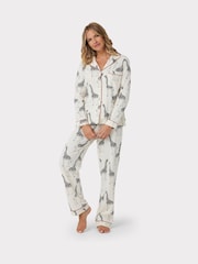 Conjunto de pijama largo con botones y jirafa de Chelsea Peers - Imagen 1 de 8
