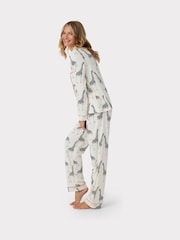 Conjunto de pijama largo con botones y jirafa de Chelsea Peers - Imagen 6 de 8