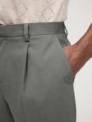 Green Motionflex Stretch Suit: Shorts - Image 5 of 9