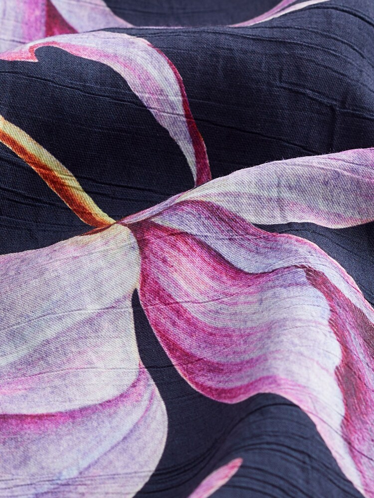 Kew Collection Navy Blue/Lilac Purple Floral Gathered Short Sleeve Textured Boxy T-Shirt - Image 5 of 5