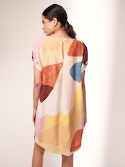 Abstract Print Gathered Short Sleeve Textured Boxy Mini Dress - Image 3 of 7