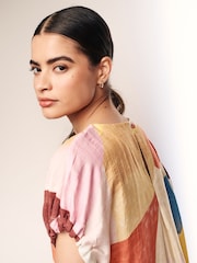 Abstract Print Gathered Short Sleeve Textured Boxy Mini Dress - Image 4 of 7