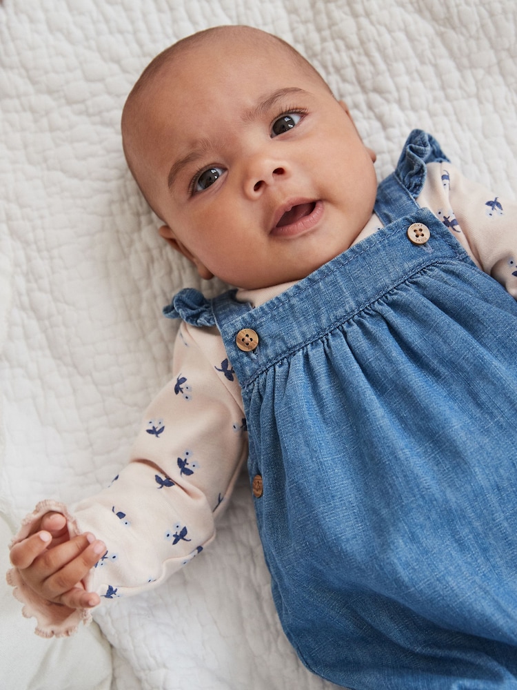 Denim - Zestaw niemowlęcy z ogrodniczkami i body z długim rękawem (0 mies. – 2 lata) - Image 3 of 12
