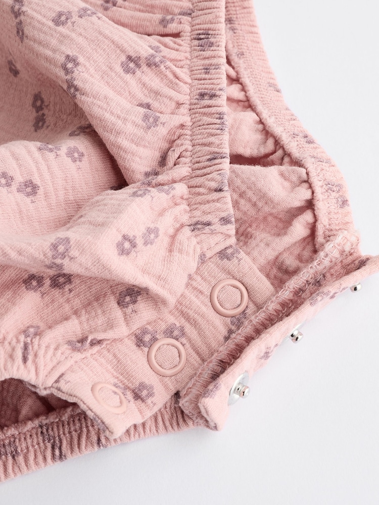 Gänseblümchenmuster, Pink - Baby-Bloomer-Strampler (0 M.–3 J.) - Bild 11 von 11 Gänseblümchenmuster, Pink - Baby-Bloomer-Strampler (0 M.–3 J.) - Bild 11 von 11