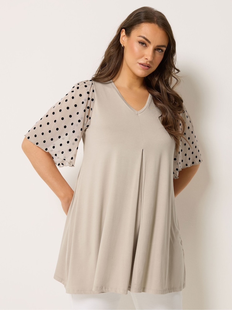 Yours Curve Natural Pleated Front Swing Mesh Sleeve Top - Image 1 of 5