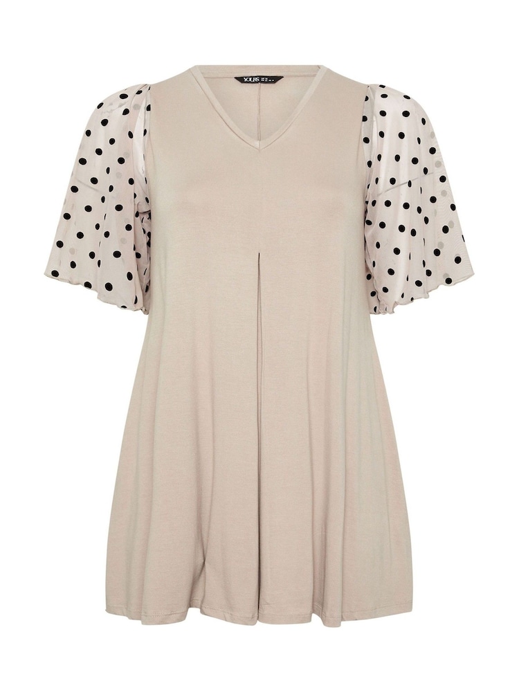 Yours Curve Natural Pleated Front Swing Mesh Sleeve Top - Image 5 of 5