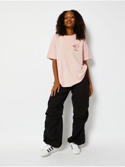 Skinnydip Disney Edna Mode No Capes T-Shirt - Image 3 of 4