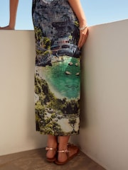 Szenischer Urlaubsprint, mehrfarbig - Bandeau-Maxikleid aus Mesh - Bild 4 von 6