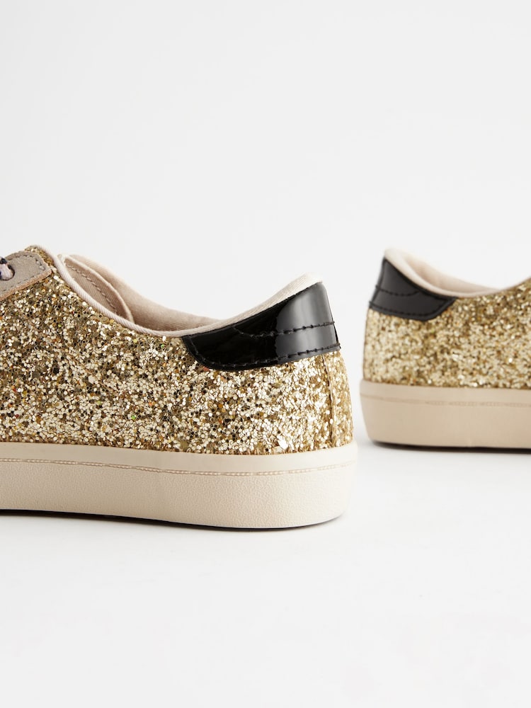 Dorado con brillo - Zapatillas de deporte bajas con cordones - Imagen 6 de 6 Dorado con brillo - Zapatillas de deporte bajas con cordones - Imagen 6 de 6