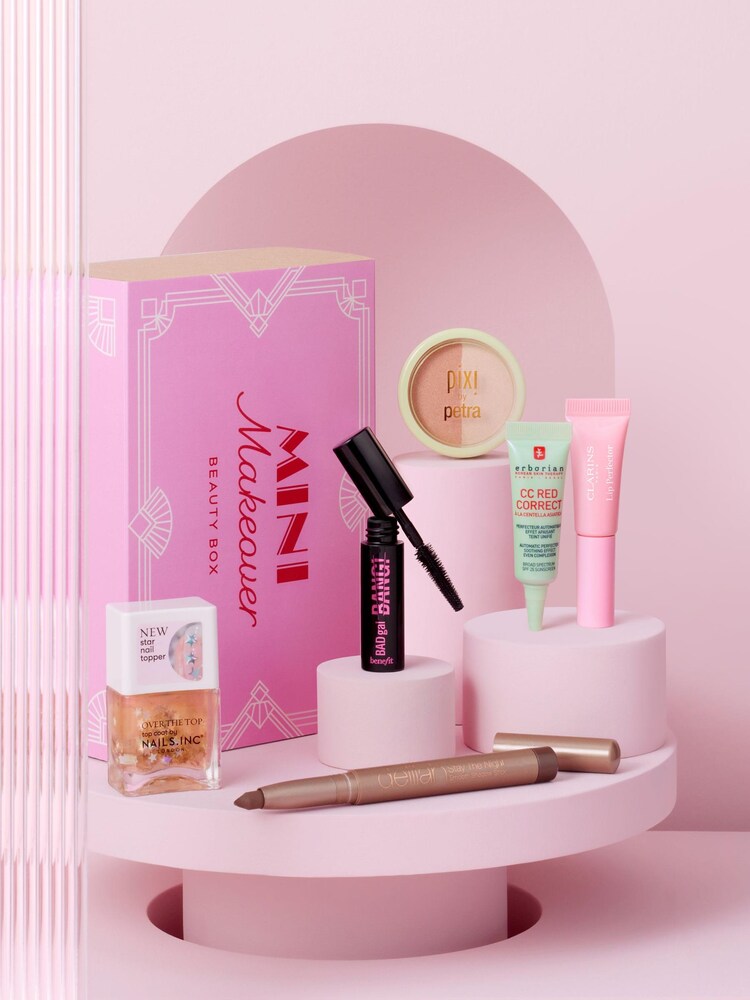 Mini Makeover Beauty Box (Worth Over £62) - Image 1 of 1