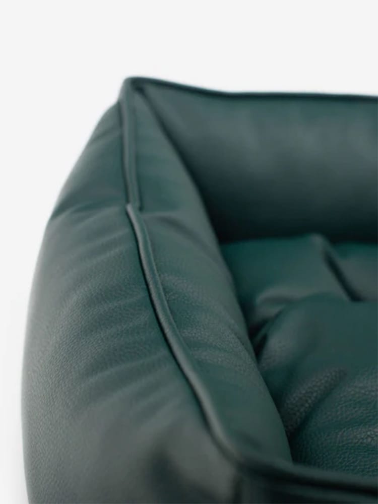 Lords and Labradors Green Dog Box Bed in Rhino Leather - Image 7 of 7