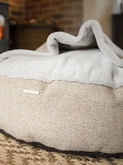 Lords and Labradors Natural Essentials Herdwick Dog Den Bed - Image 6 of 7