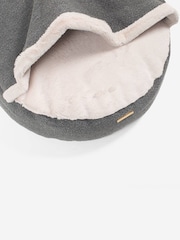 Lords and Labradors Grey Essentials Herdwick Dog Den Bed - Image 6 of 6
