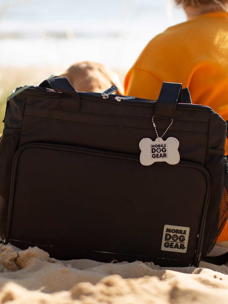 Lords and Labradors Black Week Away Dog Travel Bag - Image 3 of 3