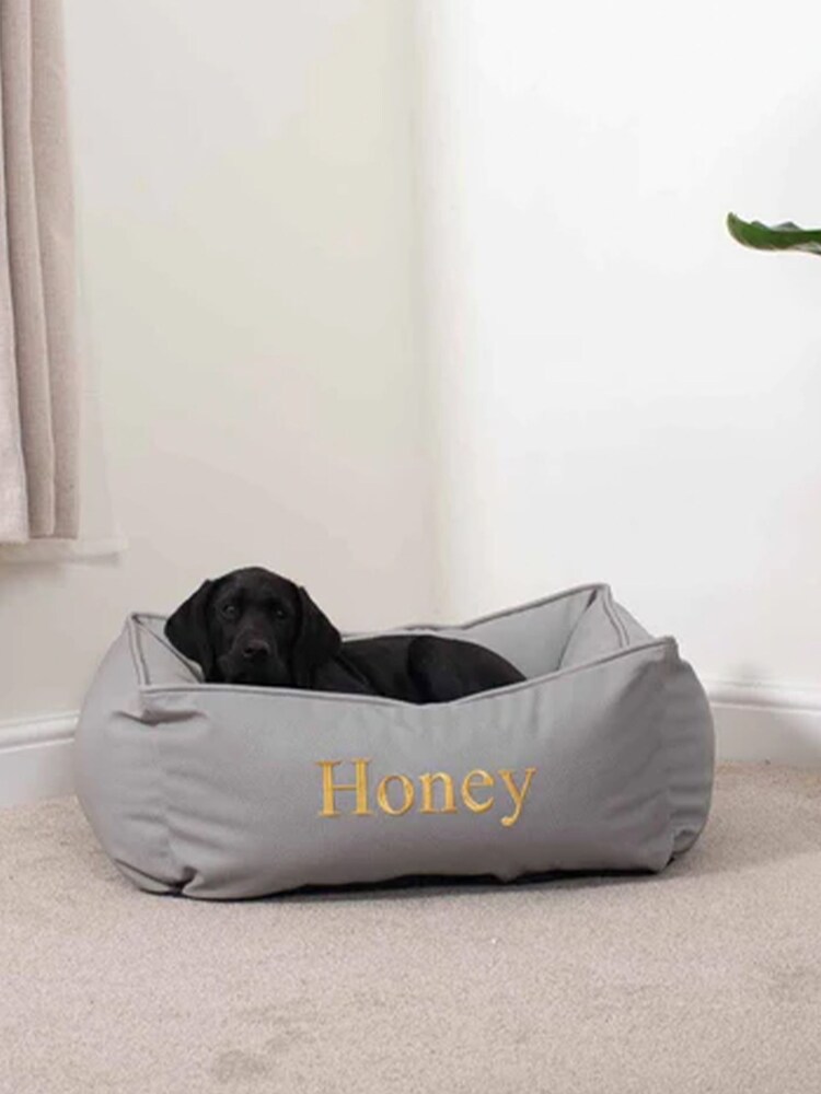 Lords and Labradors Grey Dog Box Bed in Rhino Leather - Image 5 of 5
