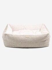 Lords and Labradors Light Grey Essentials Herdwick Dog Box Bed - Image 3 of 6