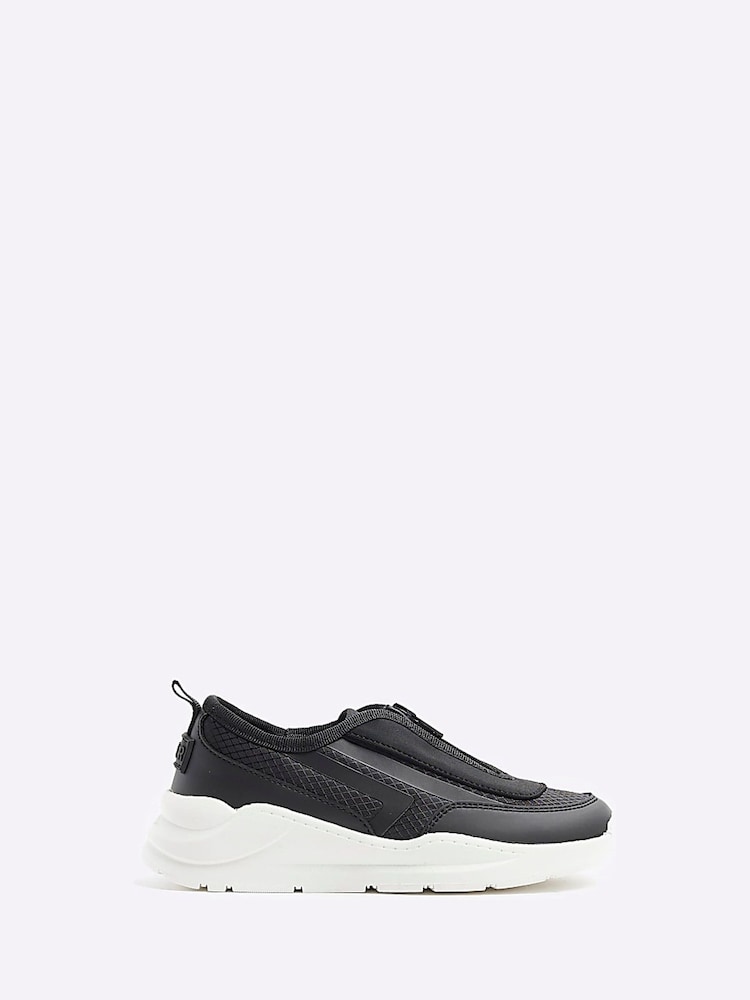River Island Black Boys Zip Front Runner Trainers - Image 1 of 1 River Island Black Boys Zip Front Runner Trainers - Image 1 of 1