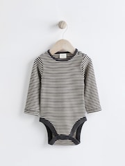 Salbeigrüne Giraffe - Set aus Latzhose und Body für Babys (0 Monate bis 2 Jahre) - Bild 6 von 12