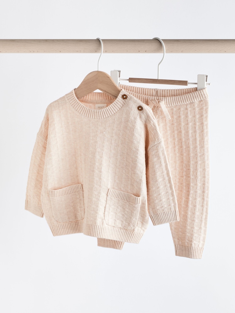 Neutrale Farbe - Baby-Set aus Oberteil und Leggings aus strukturiertem Strick, 100 % Baumwolle (0 Monate - 3 Jahre) - Bild 1 von 12 Neutrale Farbe - Baby-Set aus Oberteil und Leggings aus strukturiertem Strick, 100 % Baumwolle (0 Monate - 3 Jahre) - Bild 1 von 12