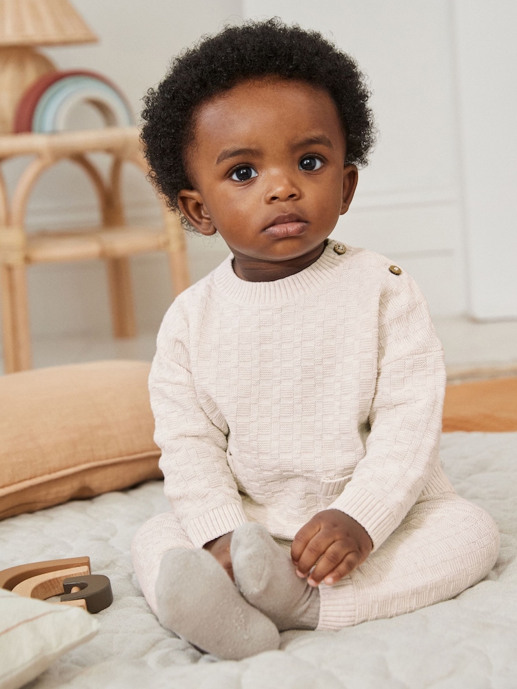 Neutrale Farbe - Baby-Set aus Oberteil und Leggings aus strukturiertem Strick, 100 % Baumwolle (0 Monate - 3 Jahre) - Bild 2 von 12 Neutrale Farbe - Baby-Set aus Oberteil und Leggings aus strukturiertem Strick, 100 % Baumwolle (0 Monate - 3 Jahre) - Bild 2 von 12