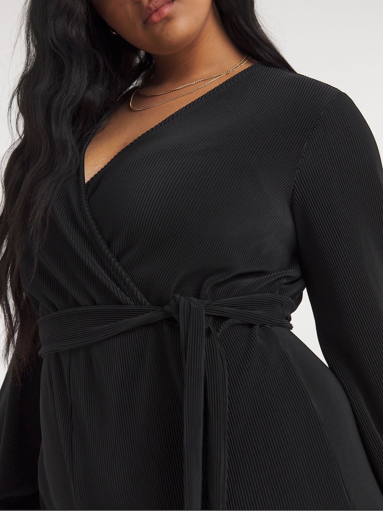 Simply Be Black Plissé Jumpsuit With Belt - Image 4 of 4