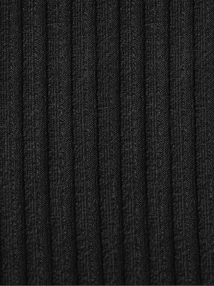 Ro&Zo Ribbed Button Detail Split Front Black Dress - Image 6 of 6