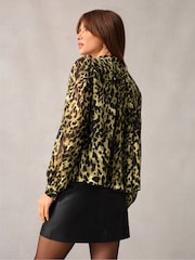 Ro&Zo Green Soft Leopard Print Tie Cuff Blouse - Image 2 of 5