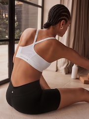 Белый - со средней поддержкой Run Crop Sports Bra - Изображение 4 из 10