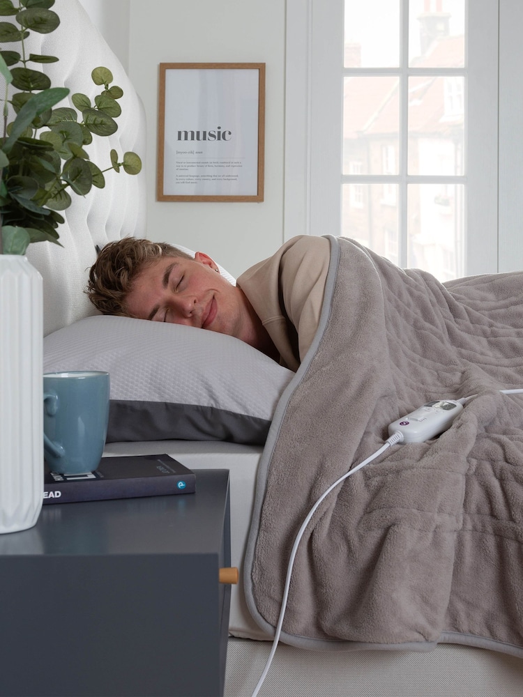 Slumberdown Grey Comfy Hugs 10 Temperature Settings Heated Throw - Image 2 of 7