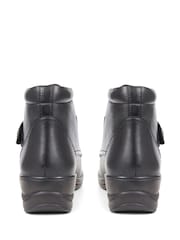 Pavers Leather Ankle Black Boots - Image 3 of 5