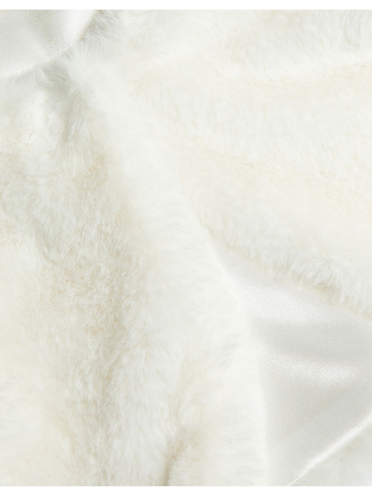 Monsoon White Faux Fur Shrug - Image 3 of 3 Monsoon White Faux Fur Shrug - Image 3 of 3