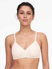 Chantelle Cloudia Soft Feel Non Wired T-Shirt Bra - Image 1 of 3