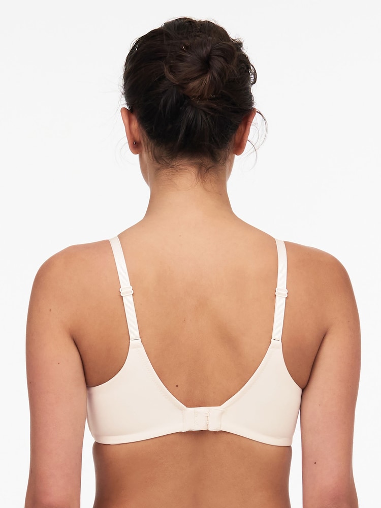 Chantelle Cloudia Soft Feel Non Wired T-Shirt Bra - Image 2 of 3