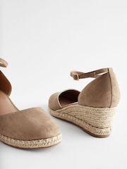 Sand Standard/Wide Fit Forever Comfort® Closed Toe Wedges - Image 8 of 9