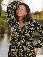 Live Unlimited Yellow Curve Ditsy Print Jersey Gathered Waist Midi Dress - Image 5 of 6