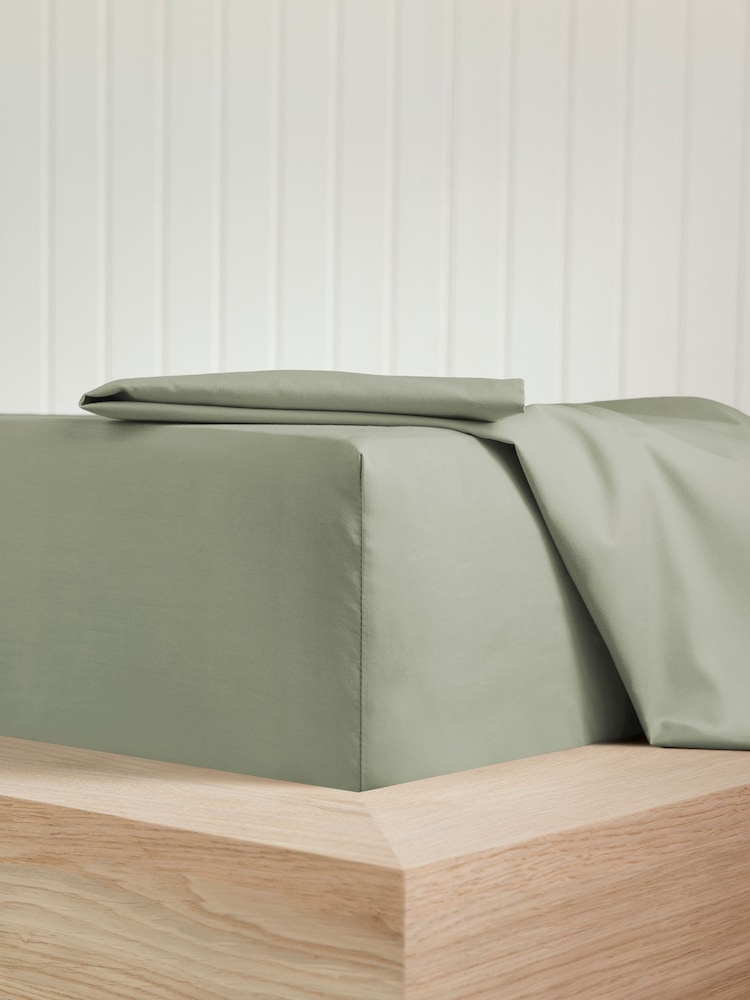 Sleep Retreat Green Fiji 100% Cotton Fitted Sheet - Image 1 of 2