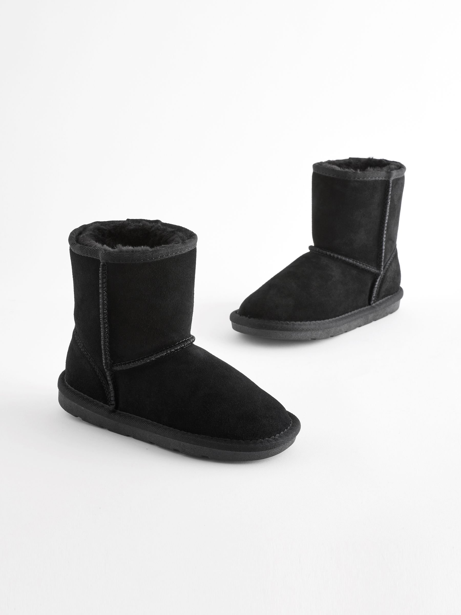 Online boots sale deals