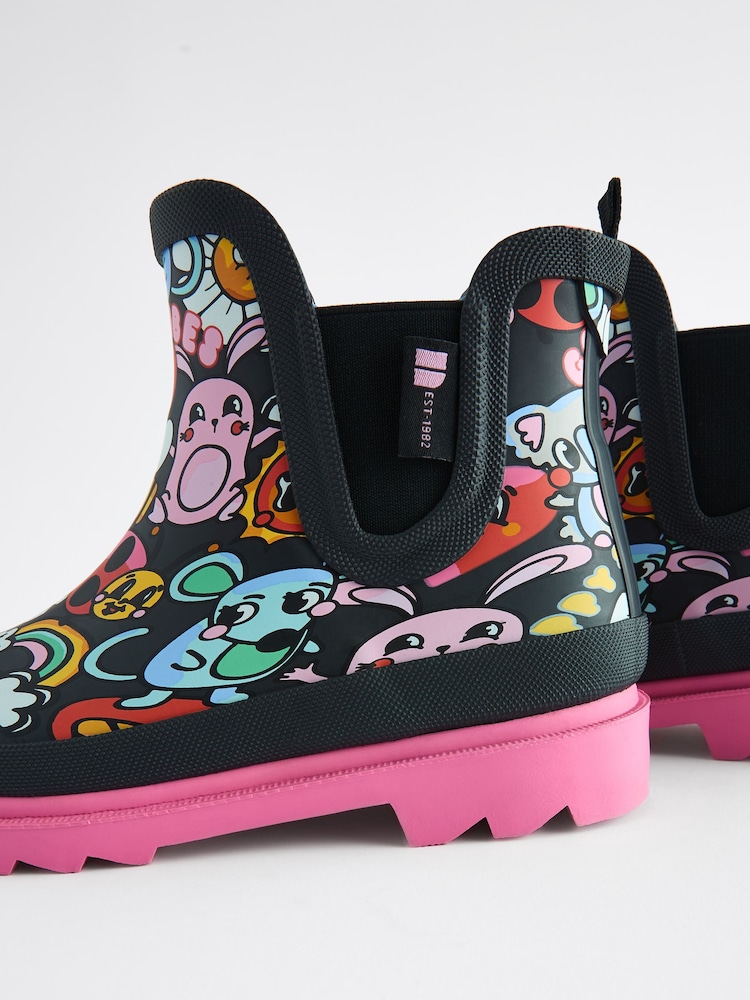 Black Graffiti Print Chelsea Wellies - Image 2 of 2 Black Graffiti Print Chelsea Wellies - Image 2 of 2